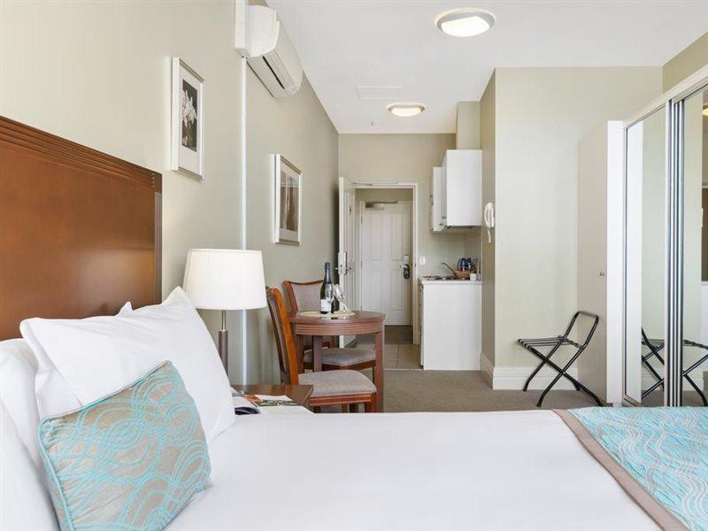 Launceston Central Apartment Hotel Official Екстериор снимка