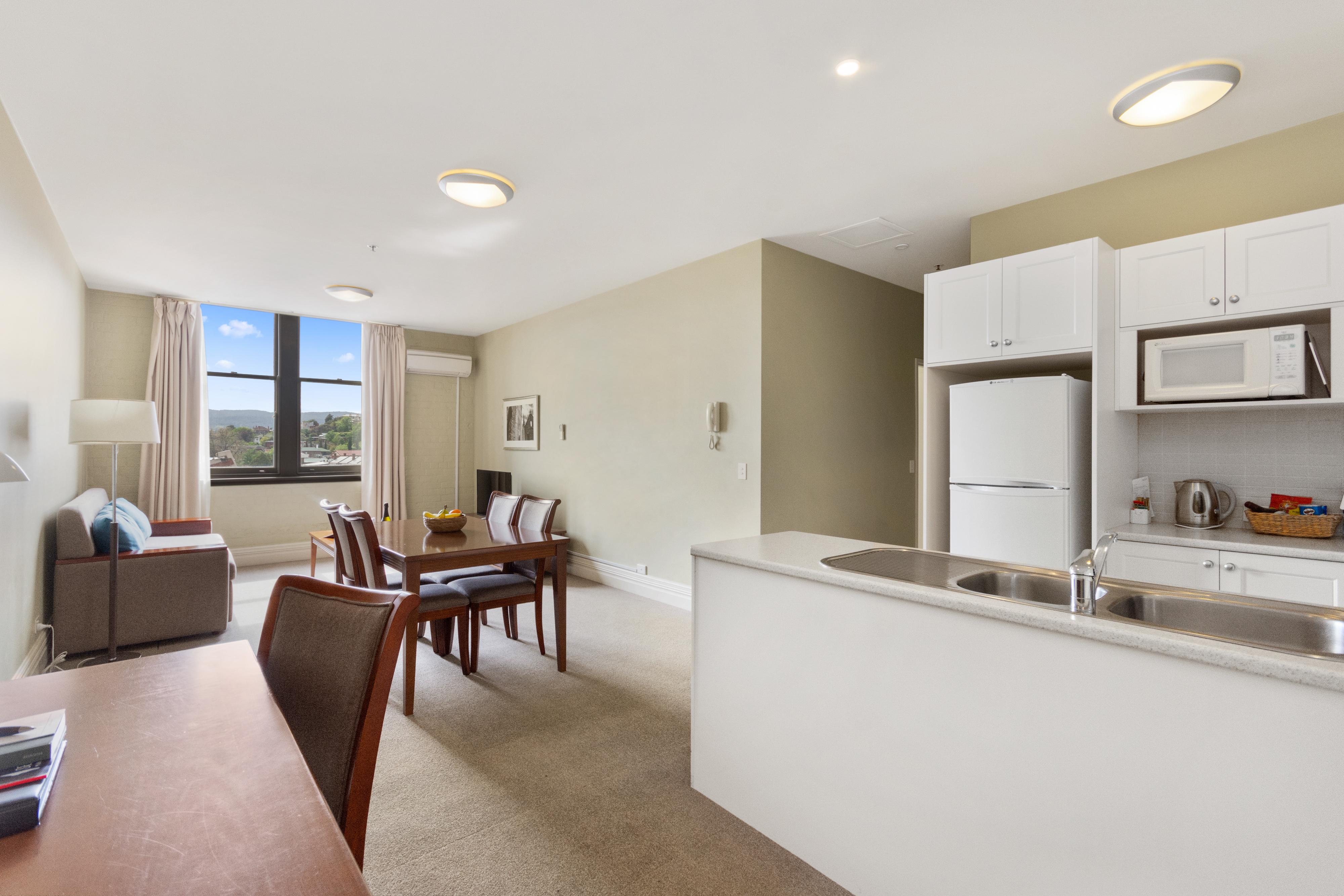 Launceston Central Apartment Hotel Official Екстериор снимка