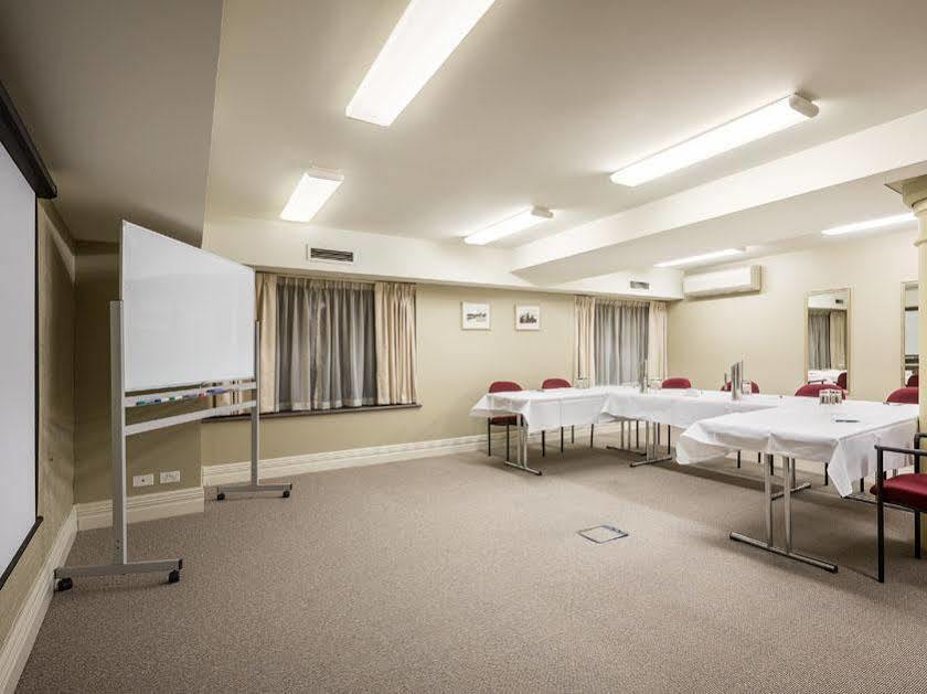 Launceston Central Apartment Hotel Official Екстериор снимка
