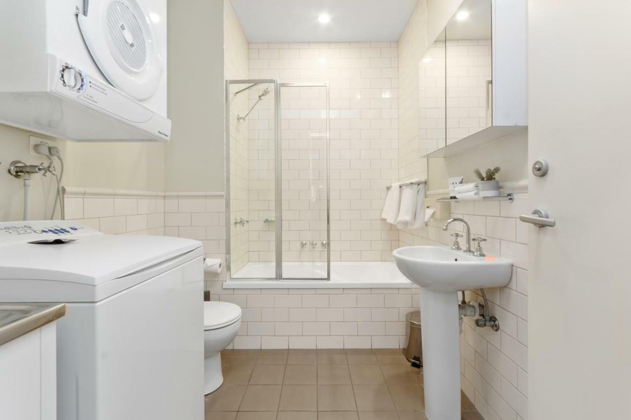 Launceston Central Apartment Hotel Official Екстериор снимка