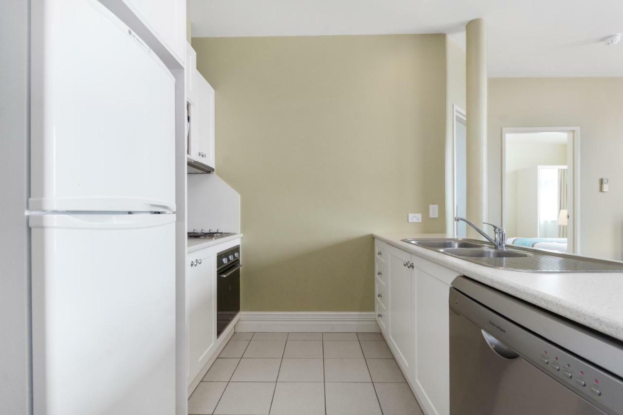 Launceston Central Apartment Hotel Official Екстериор снимка
